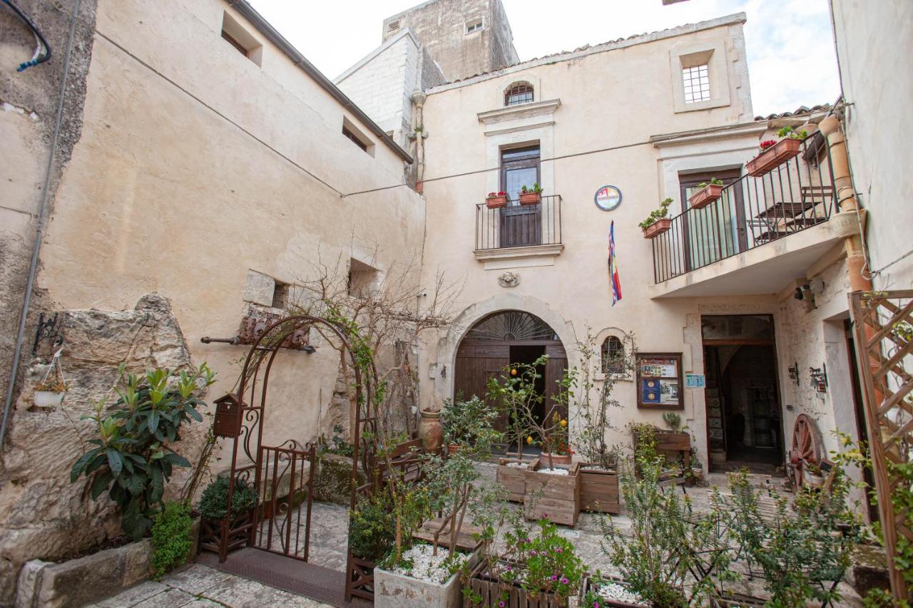 Si-Moutique Le Case Degli Avi Barocche, Con Terrazza Panoramica Módica Exterior foto