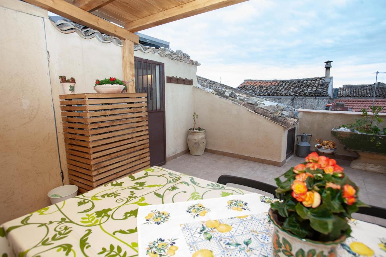Si-Moutique Le Case Degli Avi Barocche, Con Terrazza Panoramica Módica Exterior foto